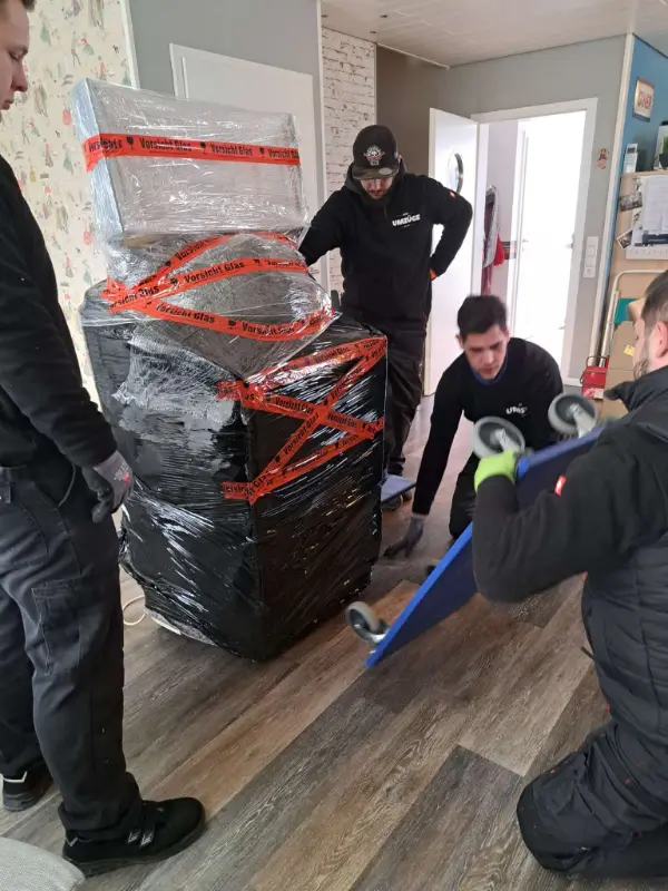 Sorgfältiges Verpacken von Umzugsgut